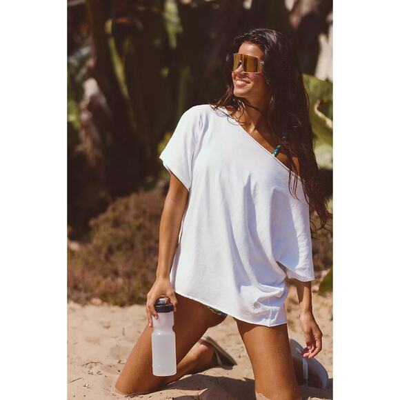 NWT! Free People Women's Slam Dunk Tee White LARGE - Picture 1 of 12